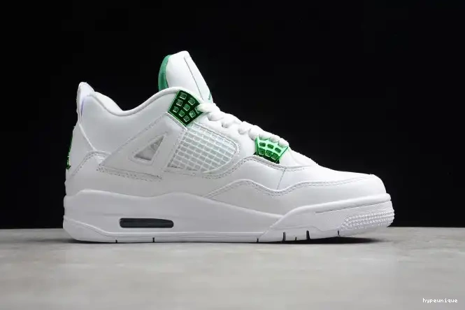 HYPE CT8527-113 Green Pine Air 4 Jordan 0505